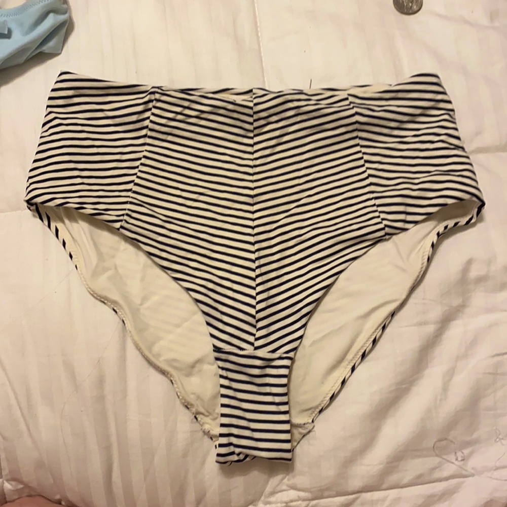 high waited H&M bikini bottoms